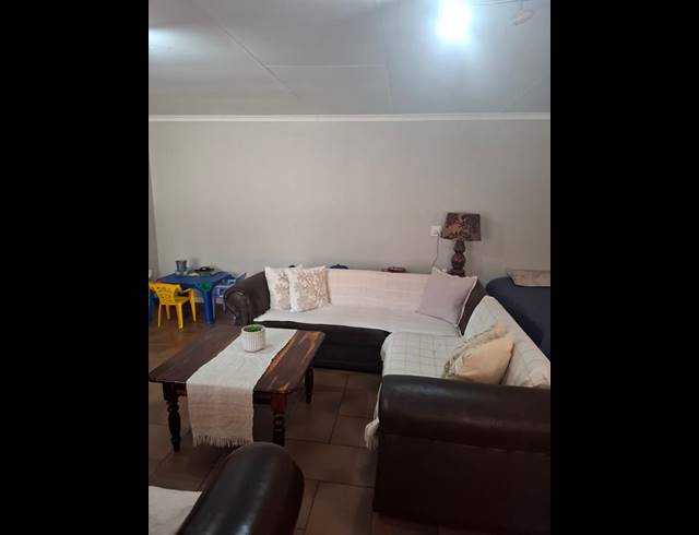 2 BEDROOM TOWNHOUSE FOR SALE IN MORELETAPARK